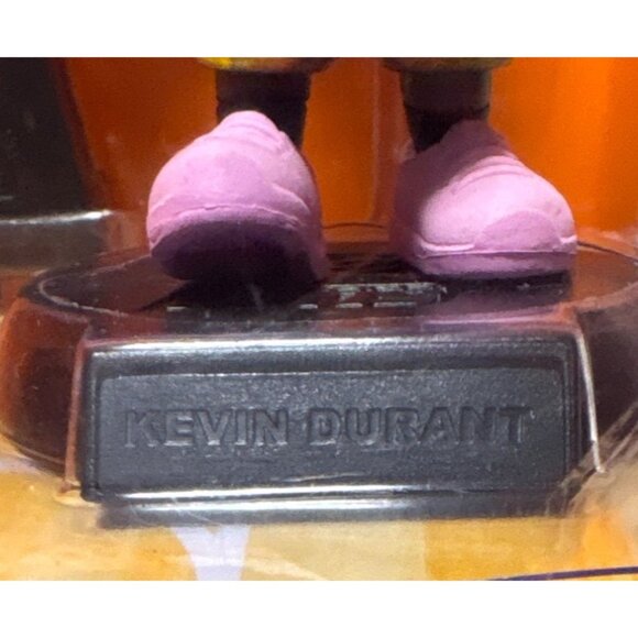 Zuru NBA Ballers 5 Surprise Mystery Figure Kevin Durant Store Display Box - Picture 2 of 6